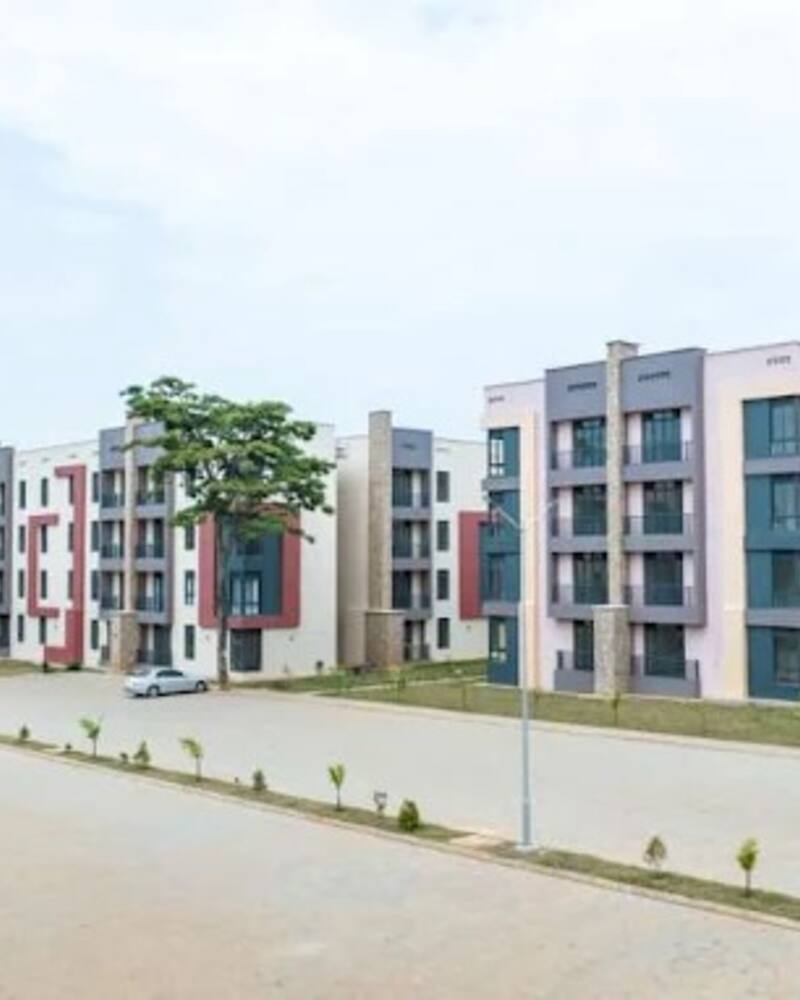 Garuga lakefront villas